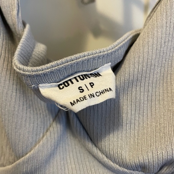 Tank top - Picture 2 of 3